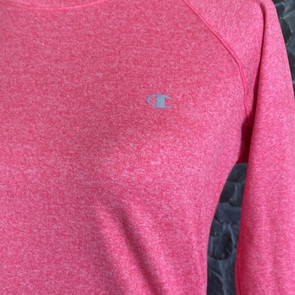 Champion Pink Long-sleeve - Picture 2 of 9